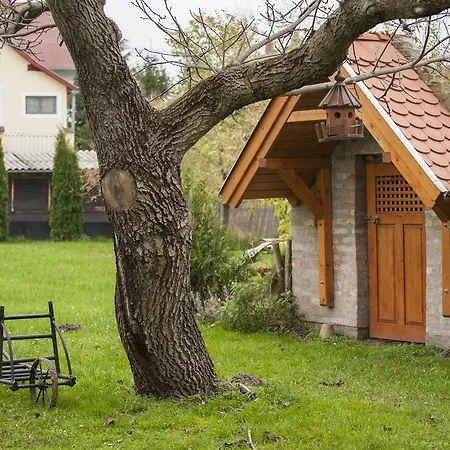 Doere Vendeghaz * Bakonyszentlászló